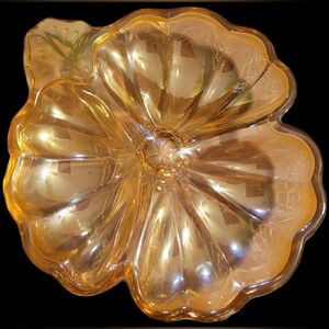Vintage Iridescent Flower Shaped Divider Jewelry Candy Nuts